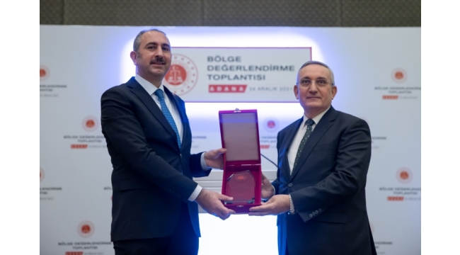 Adalet Bakanı Gül, Adana'da 'Adalet Bölge Değerlendirme Toplantısı'na Katıldı 
