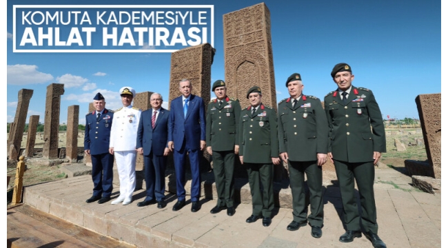 Başkan Erdoğan ile MHP lideri Devlet Bahçeli'den Ahlat'taki Selçuklu mezarlığına ziyaret 