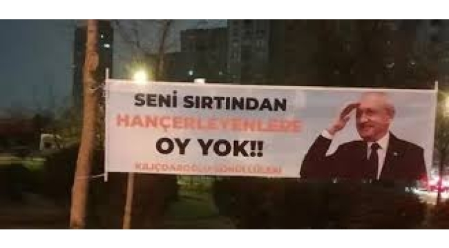 Kılıçdaroğlu destekçileri sahaya indi! İstanbul sokakları 'Hançercilere oy yok' afişleri ile donatıldı 