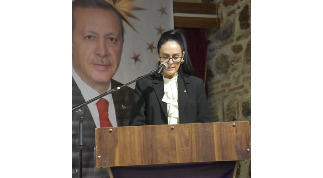 AK Parti Şehzadeler Kadın Kollarında lider değişmedi: Tülay Şentürk güven tazeledi